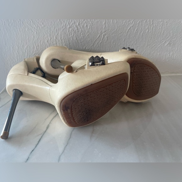 Women's SCHUTZ Studded Heels Sandals Shoes-Ankle Strap-Tan-Size 6 - Picture 6 of 6